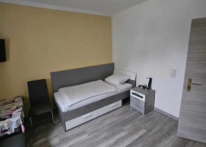 Apartman & Richter *